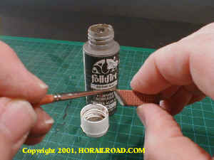 cl1_29paintbottomedge.jpg (112007 bytes)